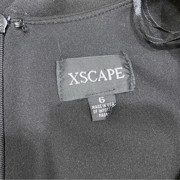 Xscape VNeck Scuba Gown - Picture 5 of 7